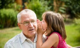 How to Help an Elderly Parent That’s Hard of Hearing