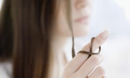 How to Encourage Better Hair and Nail Growth Through Your Food Choices
