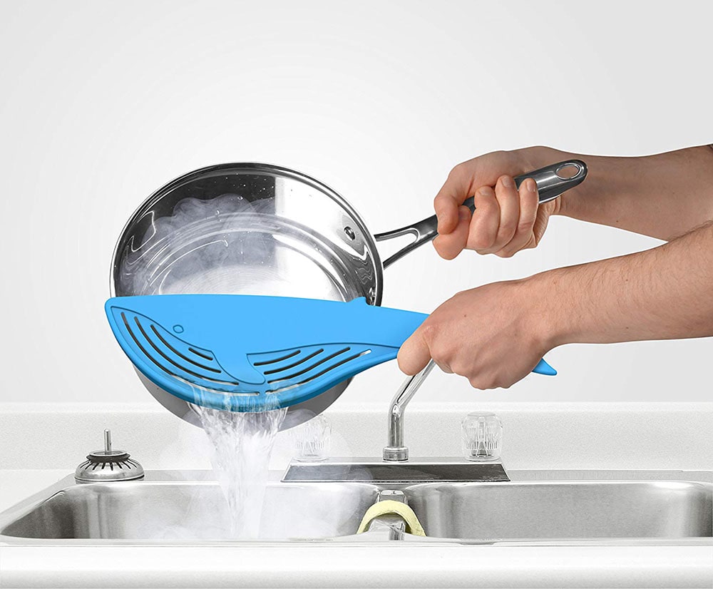 Whale-shaped silicone strainer.