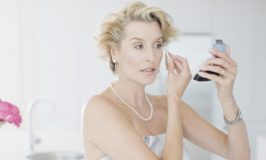 Evening Eye Makeup for Women Over 40: Simple Tips to Look Stunning